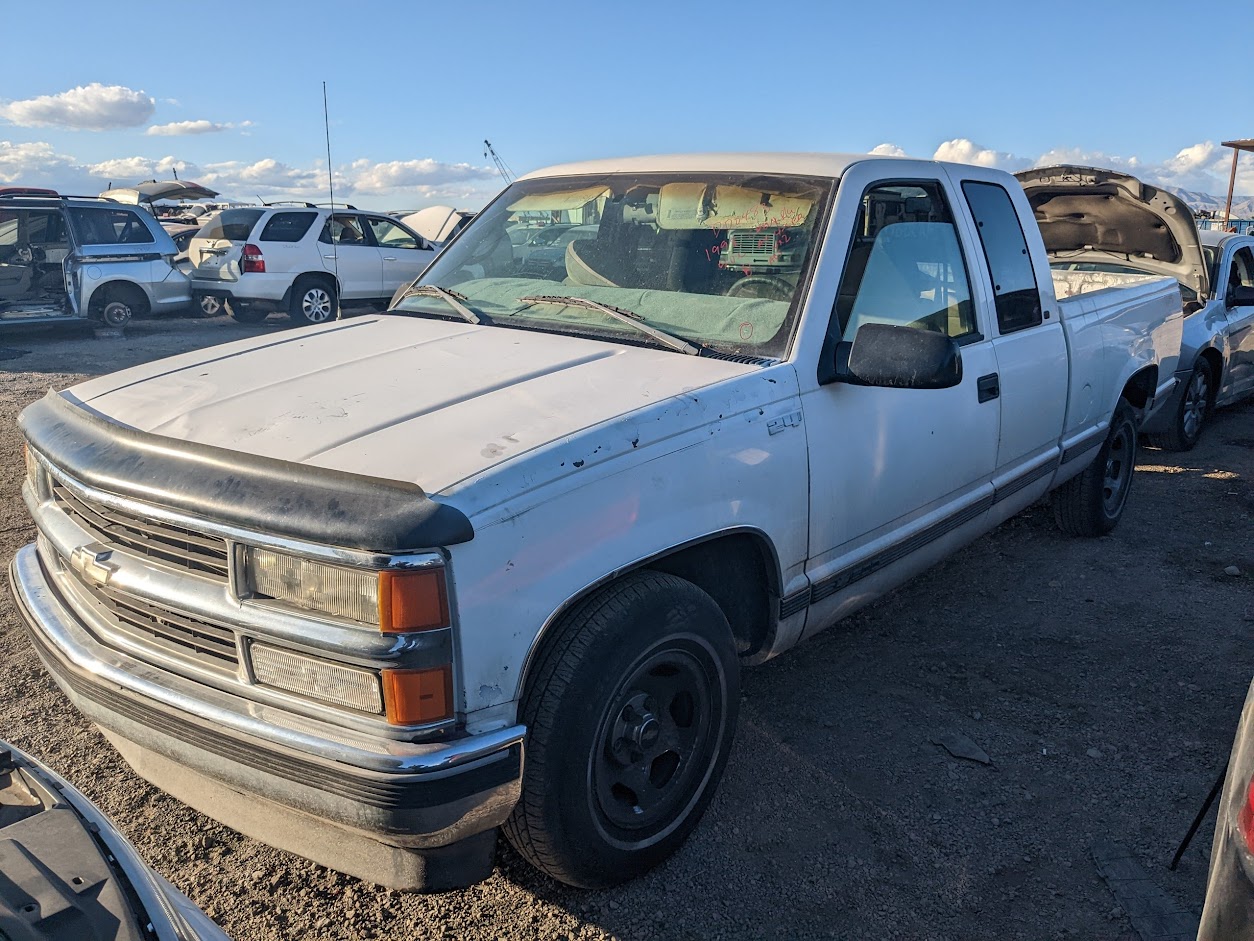 1998 Chevy Pickup – DD0483 – Dis & Dat Auto Recycling