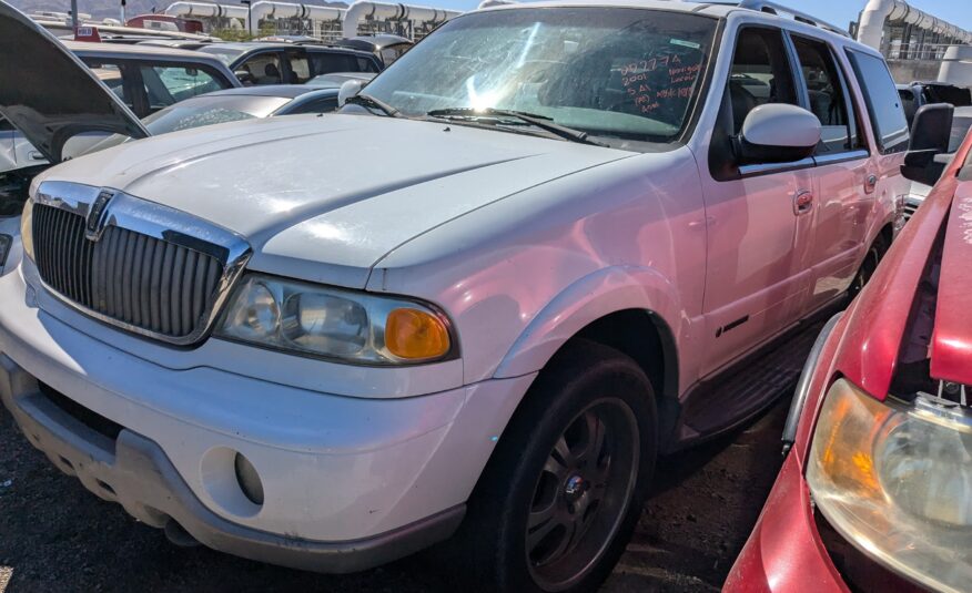 LINCOLN NAVIGATOR 2001 – DD2274