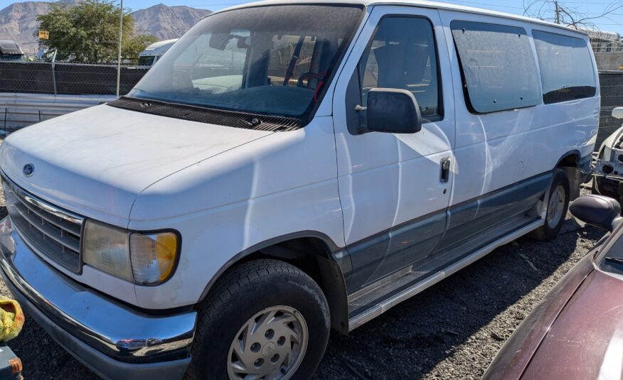 FORD VAN 1993 – DD2327