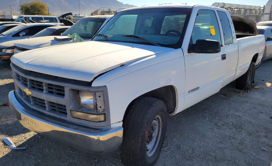 CHEVY SILVERADO 2000 – DD2547