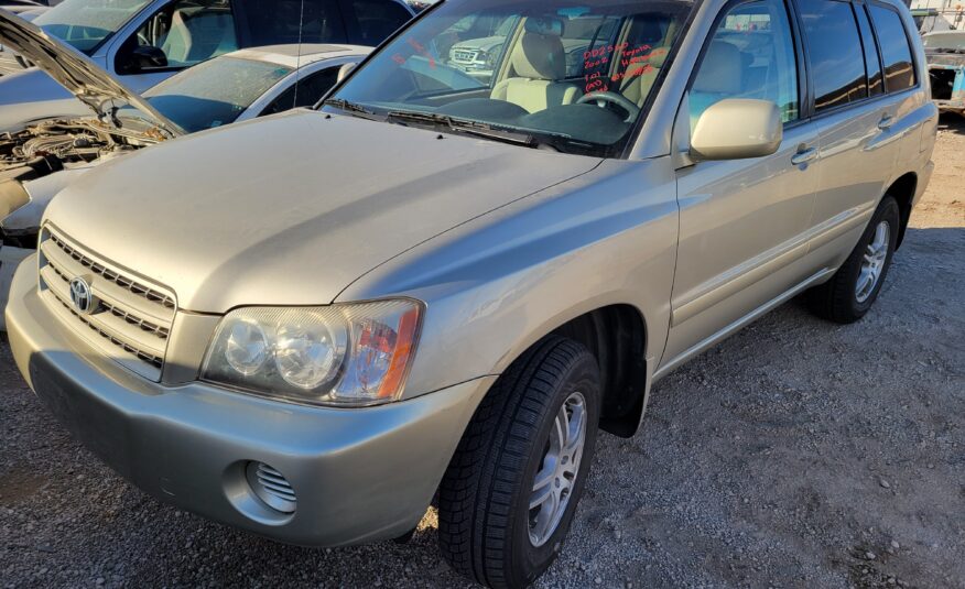 TOYOTA HIGHLANDER 2002 – DD2560