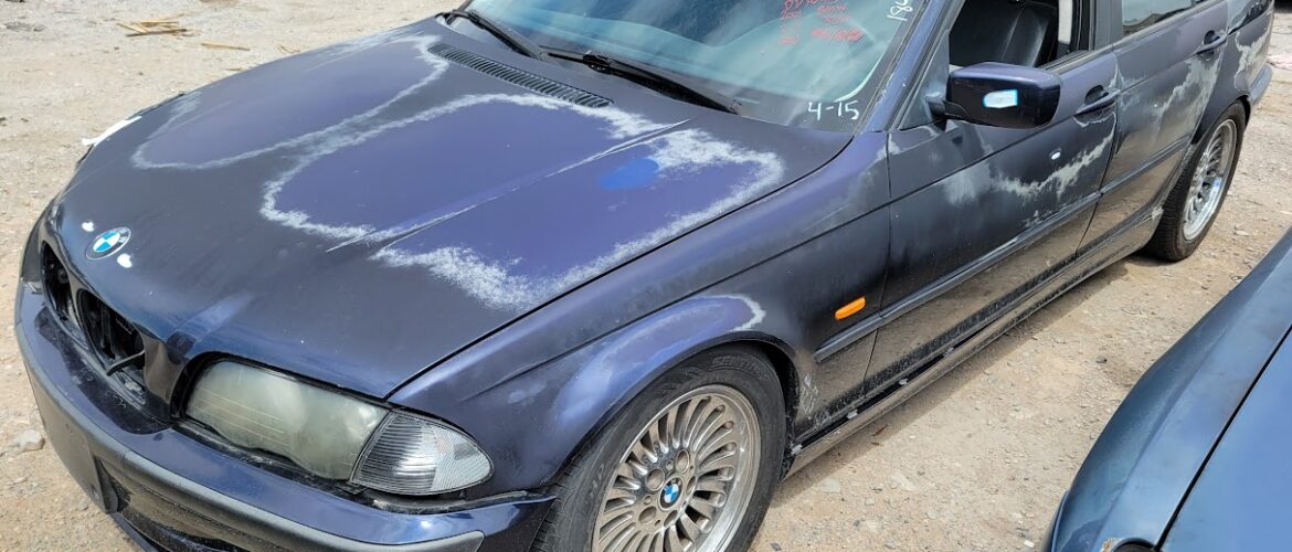 2001 BMW 325i – DD3045