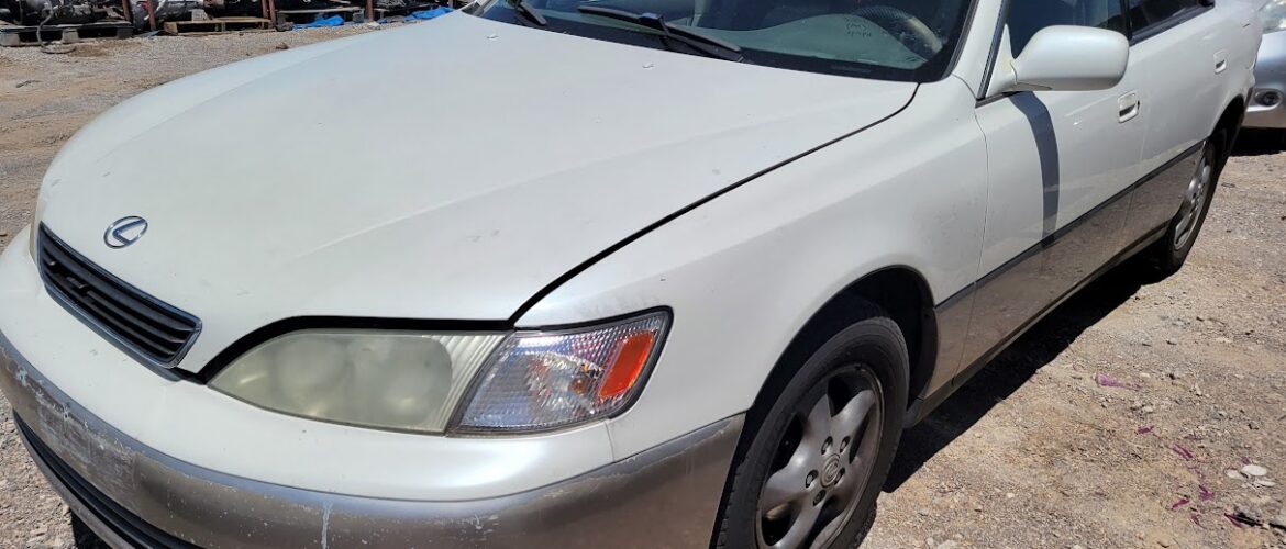 1997 Lexus ES300 – DD3134