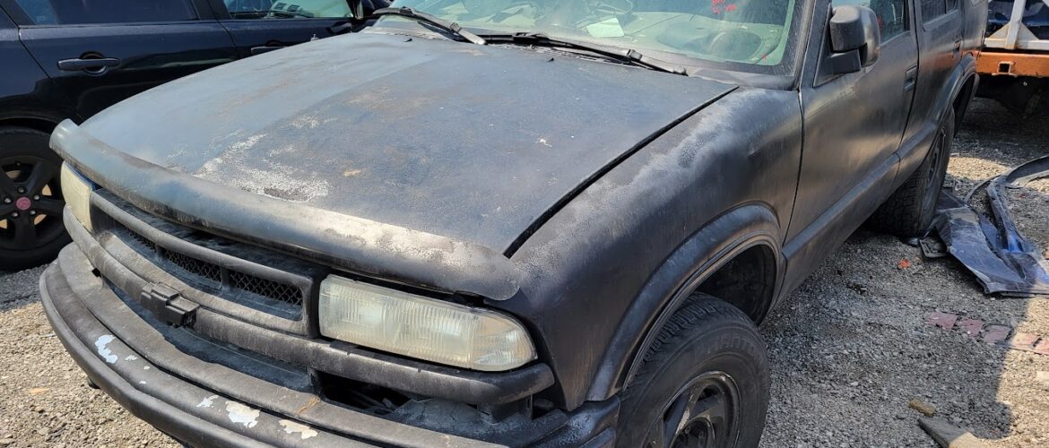 2001 Chevy S10 Blazer – DD3299