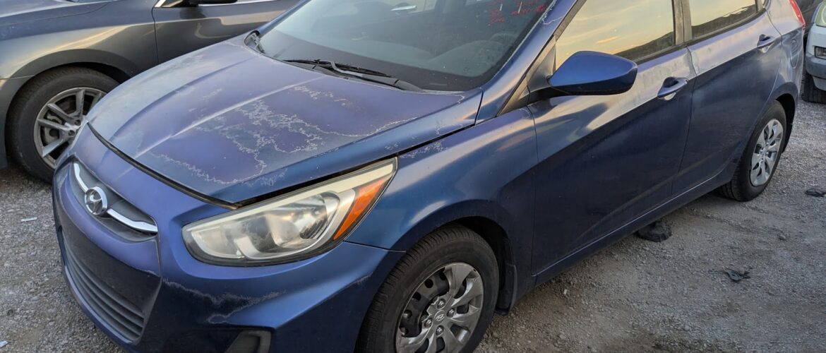 2015 HYUNDAI ACCENT – DD3383