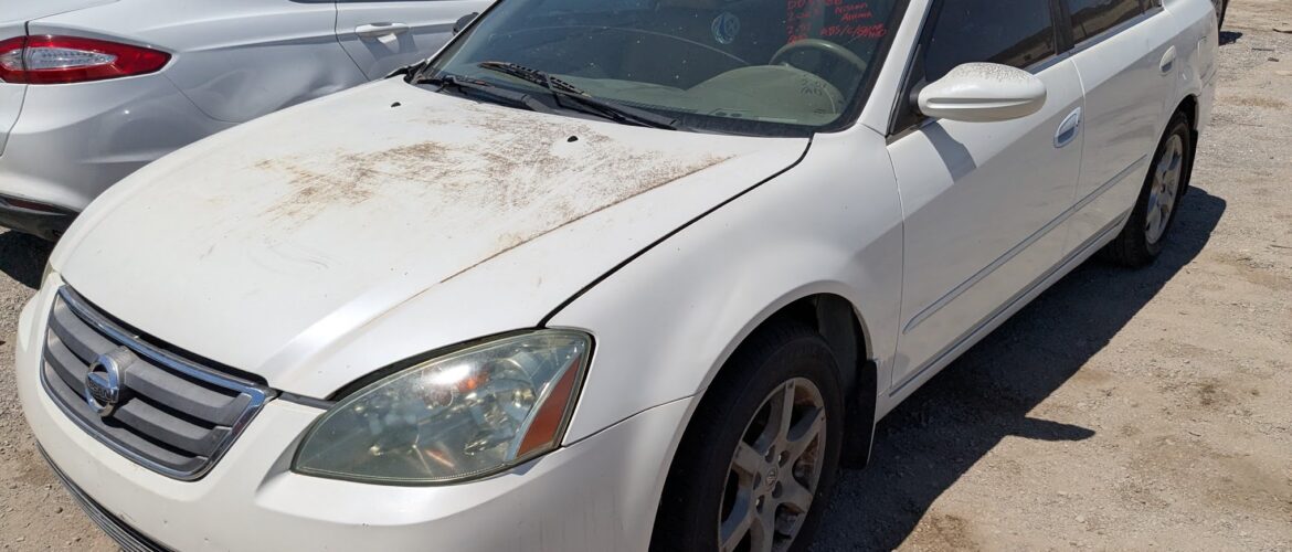2003 NISSAN ALTIMA – DD3386