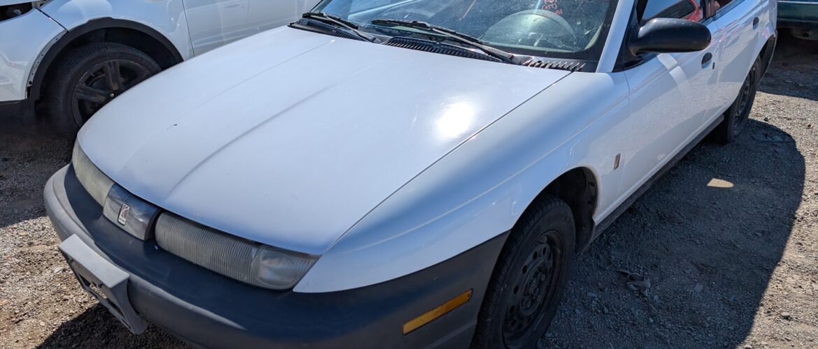 1999 SATURN SL1 – DD3572