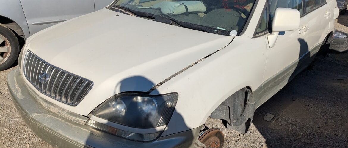 2000 LEXUS RX300 – DD3634