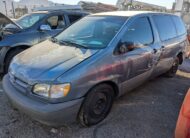TOYOTA SIENNA 2000 – DD3798