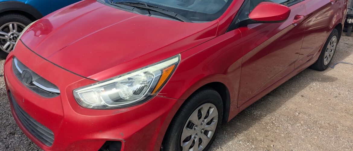 2015 HYUNDAI ACCENT – DD3841
