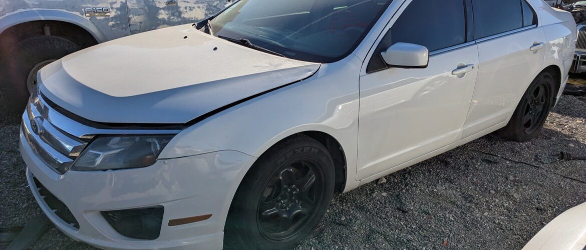 2011 FORD FUSION – DD3742