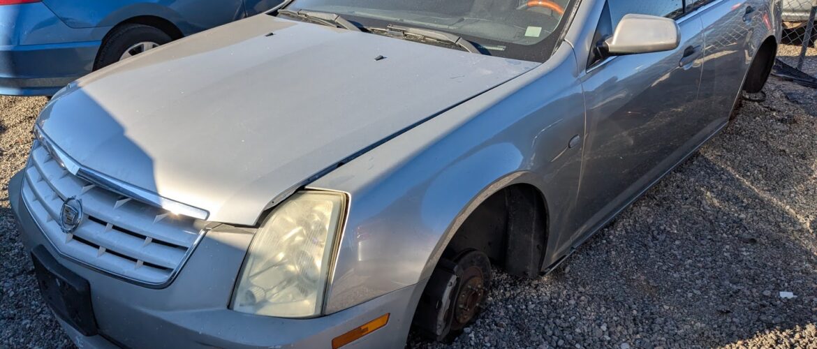 2005 CADILLAC STS – DD3731