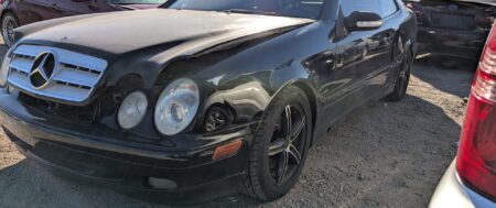 2001 MERCEDES CLK320 – DD3900