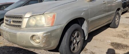 2001 TOYOTA HIGHLANDER – DD3894