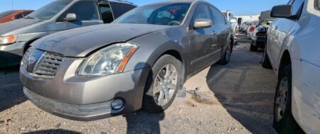 2004 NISSAN MAXIMA – DD3926