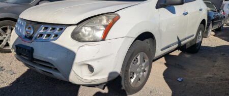 2015 NISSAN ROGUE – DD3925