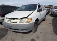 TOYOTA SIENNA 2001 – DD3947