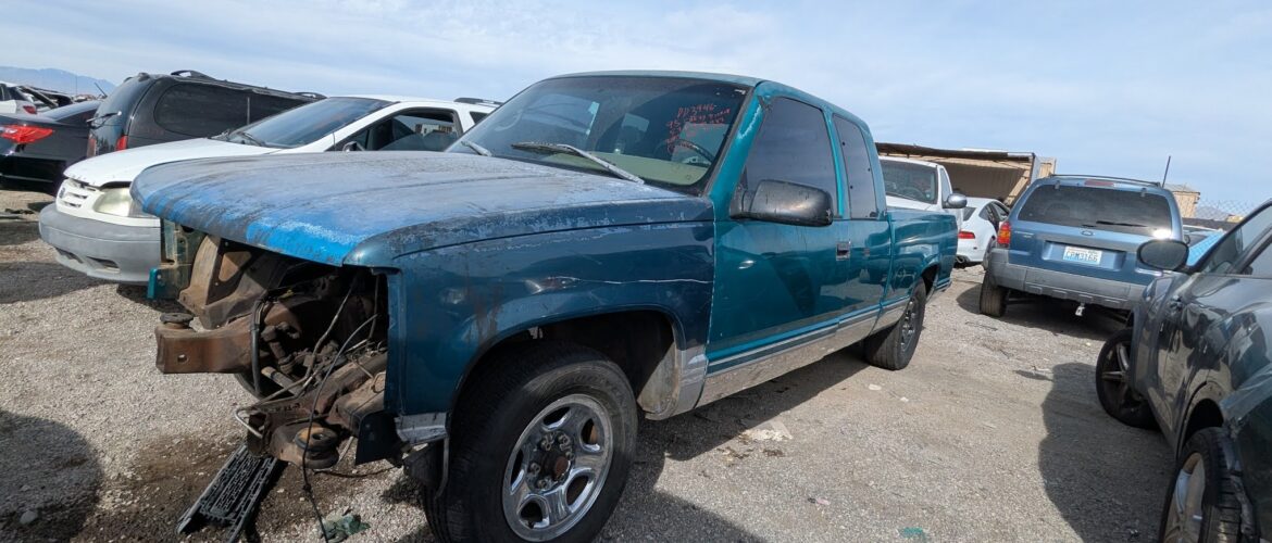 1995 CHEVY PICKUP – DD3946
