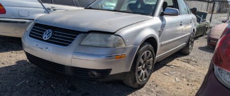 2003 VOLKSWAGEN PASSAT – DD3916