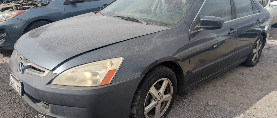 2004 HONDA ACCORD – DD3927