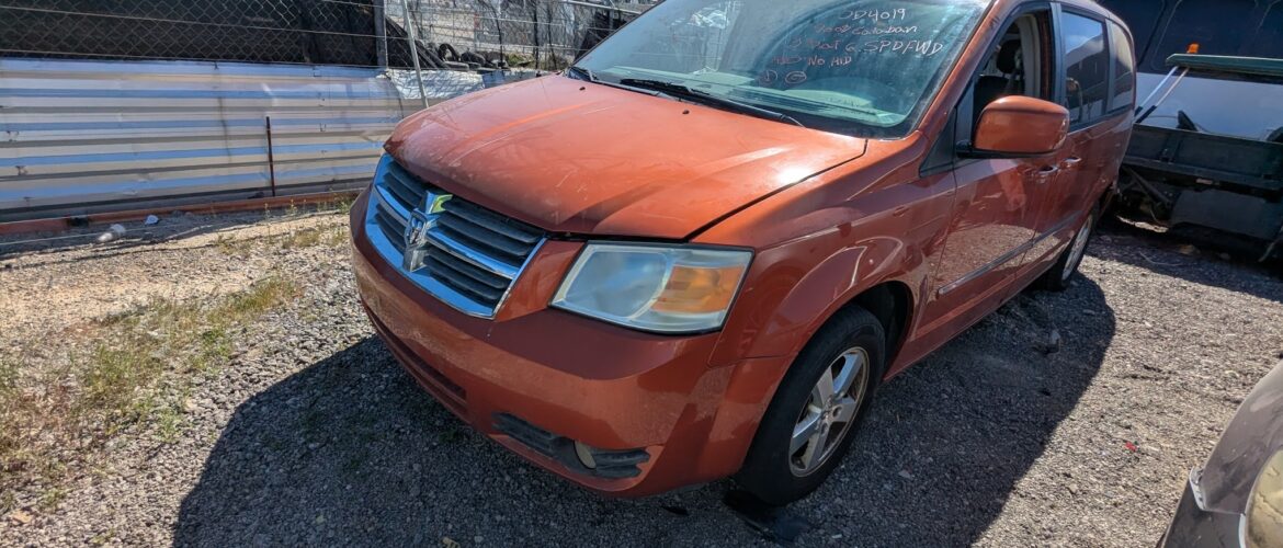 2008 DODGE CARAVAN – DD4019