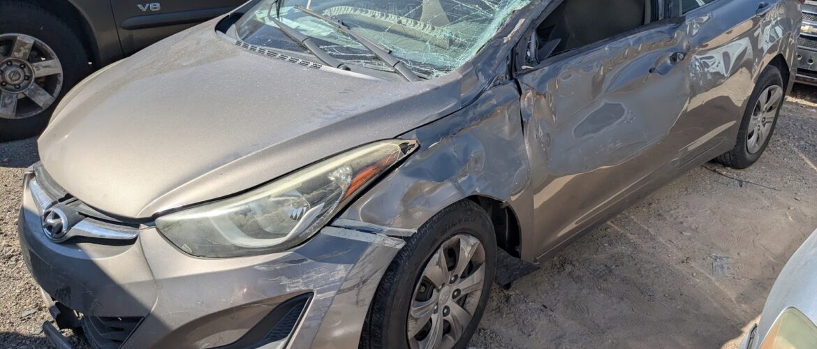 2016 HYUNDAI ELANTRA – DD4045