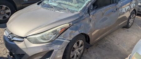 2016 HYUNDAI ELANTRA – DD4045