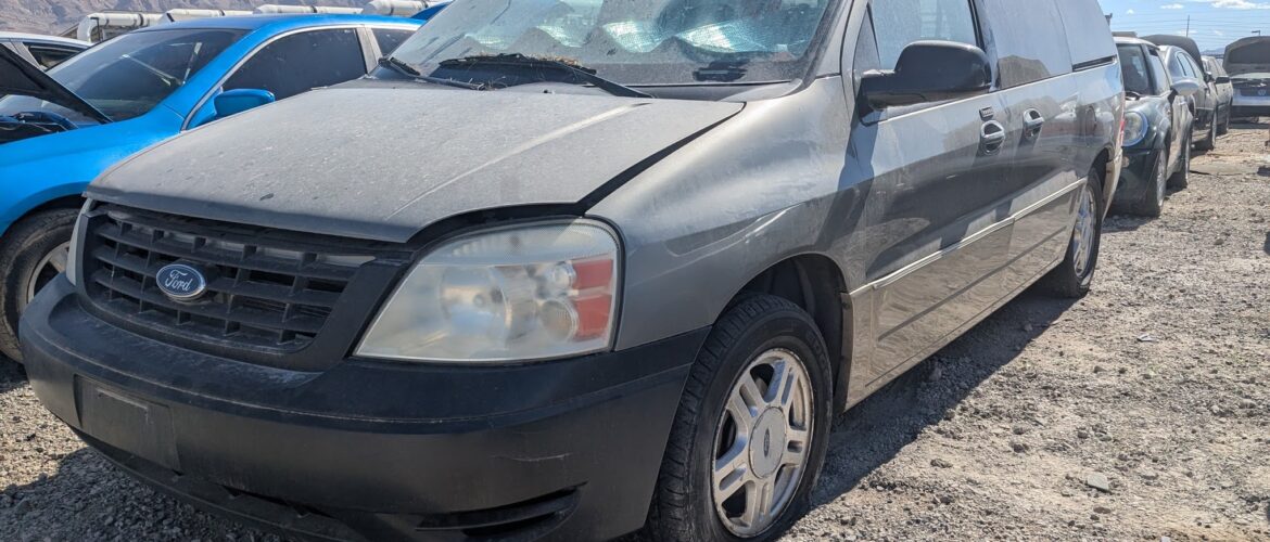 2004 FORD FREESTAR – DD3968