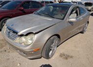 MERCEDES C230 2003 – DD4064