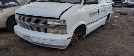 1999 CHEVY ASTRO – DD3979