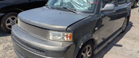 2004 SCION XB – DD4089