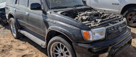 1999 TOYOTA 4RUNNER – DD3982