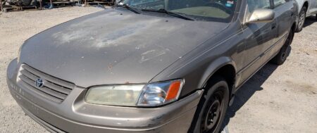 1999 TOYOTA CAMRY – DD4086