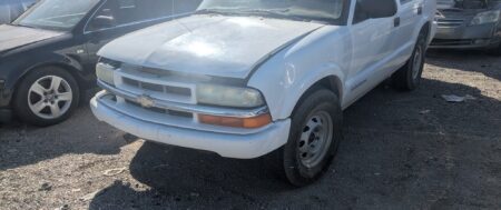 2004 CHEVY S10 BLAZER – DD4029