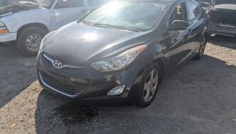 2013 HYUNDAI ELANTRA – DD4033