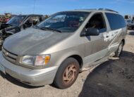 TOYOTA SIENNA 2000 – DD4162
