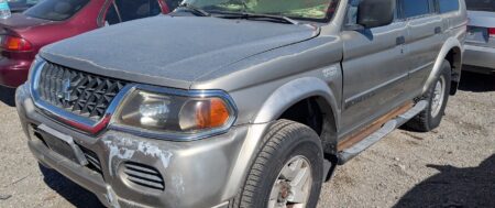 2002 MITSIBISHI MONTERO SPORT