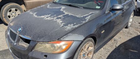 2006 BMW 330i – DD4138