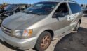 2000 TOYOTA SIENNA – DD4162