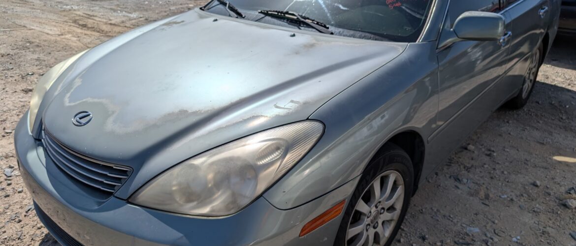 2002 LEXUS ES300 – DD4161