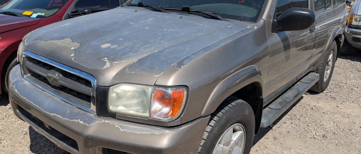 2002 NISSAN PATHFINDER – DD4205
