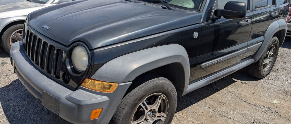 2006 JEEP LIBERTY – DD4303