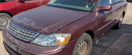 2004 TOYOTA AVALON – DD4168