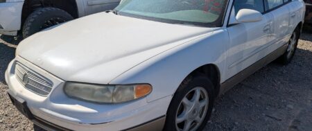 2004 BUICK REGAL – DD4299
