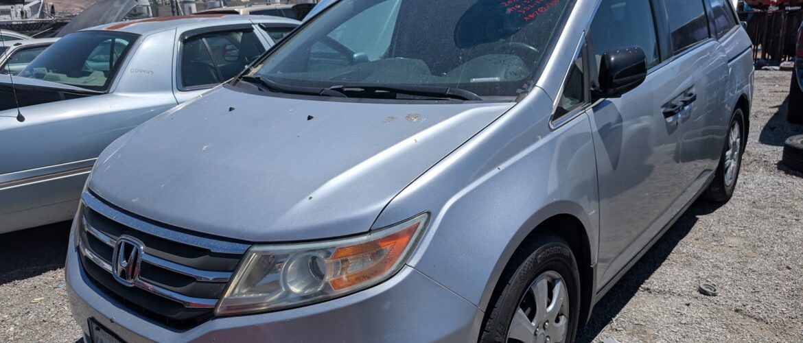 2011 HONDA ODYSSEY – DD4449
