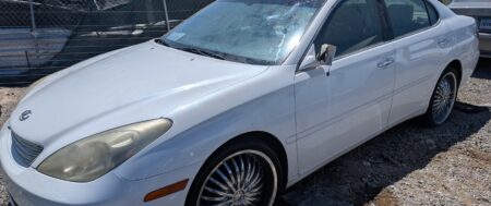 2004 LEXUS ES3330 – DD4445