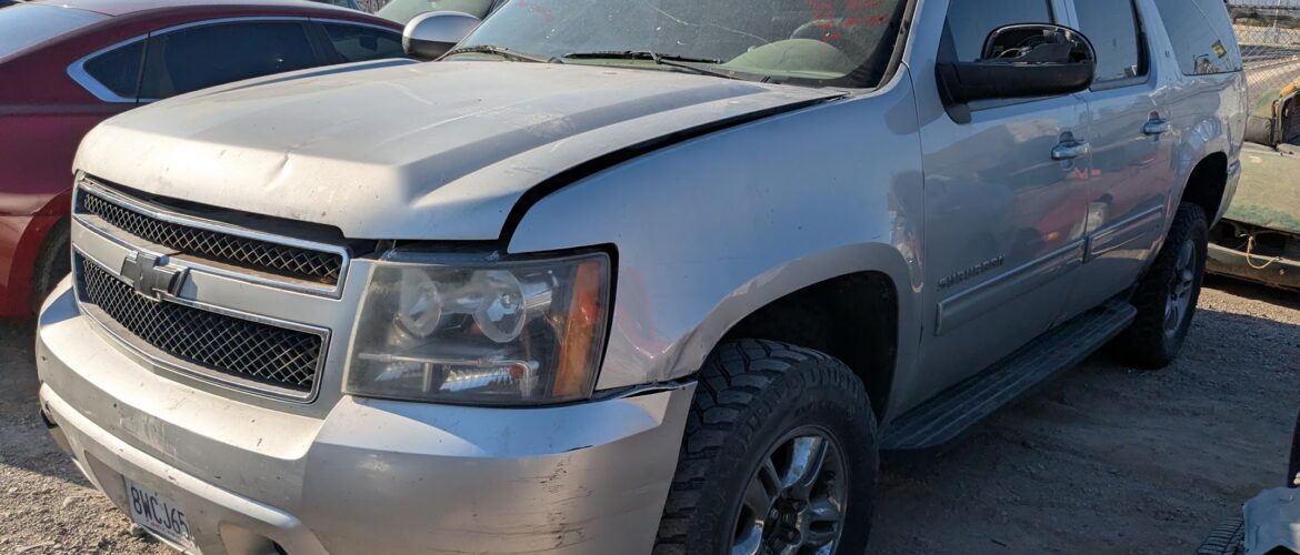2010 CHEVY SUBURBAN – DD4343