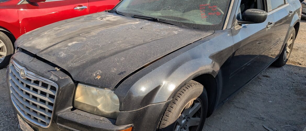 2006 CHRYSLER 300 – DD4351