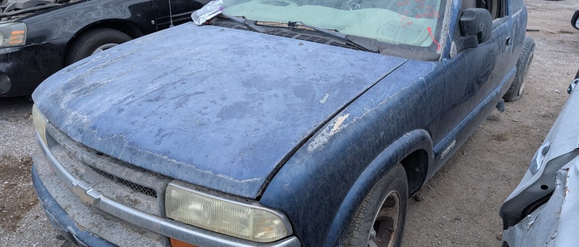 2003 CHEVY S10 PICKUP – DD4498