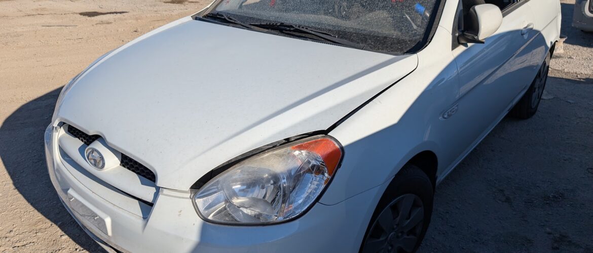2011 HYUNDAI ACCENT – DD4493